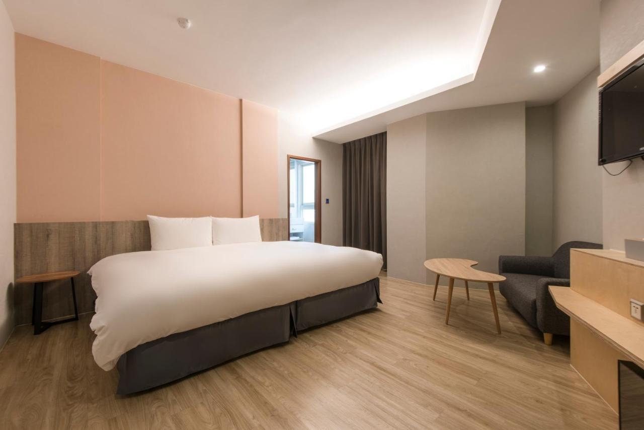 Sparrow Hotel Đài Trung Ngoại thất bức ảnh
