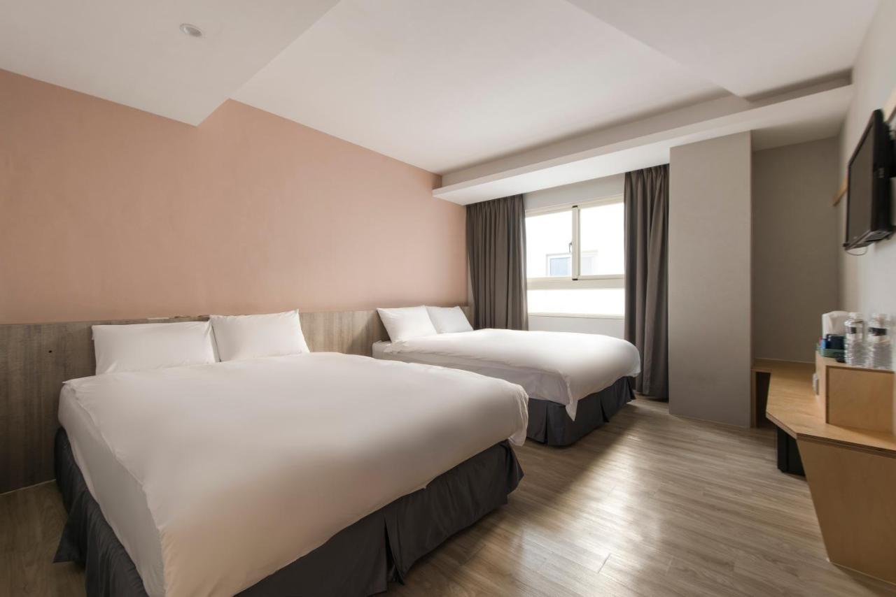 Sparrow Hotel Đài Trung Ngoại thất bức ảnh
